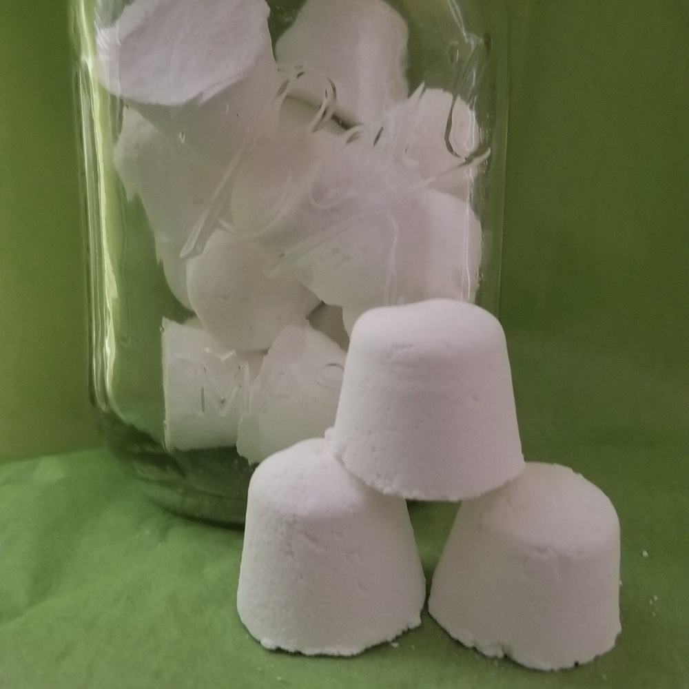 10 Shower Steamers PEPPERMINT & EUCALYPTUS - Picture 3 of 3